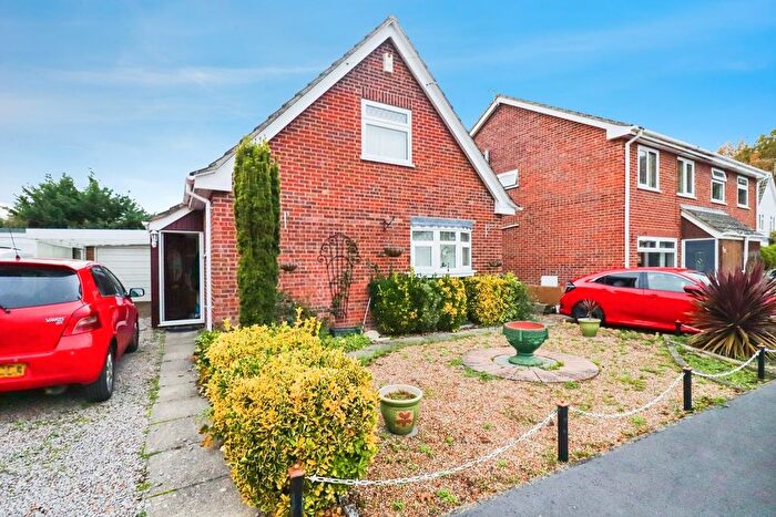 3 Bedroom Detached House For Sale In Hammond Close, Norwich, NR7