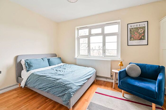 1 Bedroom Maisonette For Sale In Aberdour Street, Bermondsey, London, SE1