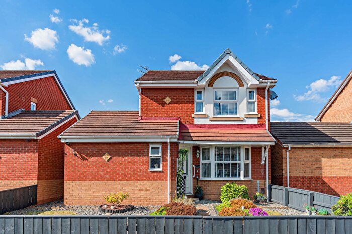 3 Bedroom Detached House For Sale In Corporation Road, Redcar, TS10