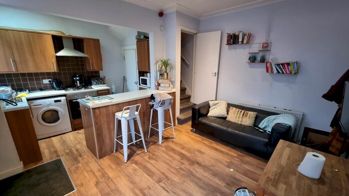 3 Bedroom Terraced House To Rent In Lumley Avenue, Leeds, West Yorkshire, LS4