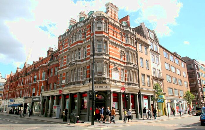 3 Bedroom Flat To Rent In - Mortimer Street, Fitzrovia, London, W1W