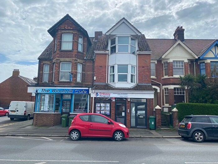 1 Bedroom Apartment To Rent In Cheriton Road, Folkestone, CT19