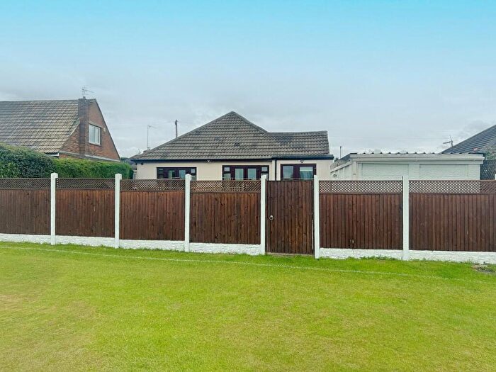2 Bedroom Bungalow For Sale In Willow Gardens, Wrose, Bradford, BD2