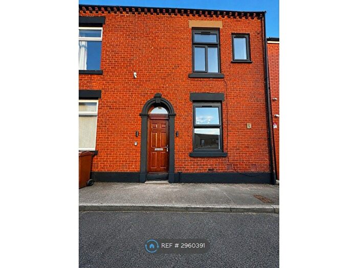3 Bedroom Terraced House To Rent In Elm St, Manchester, M35