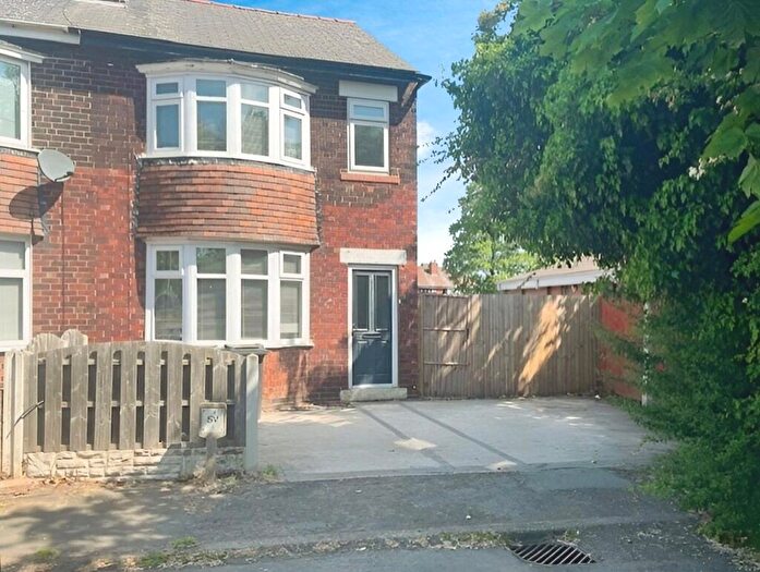 3 Bedroom Semi-Detached House To Rent In Westerdale Road, Doncaster, South Yorkshire, DN5