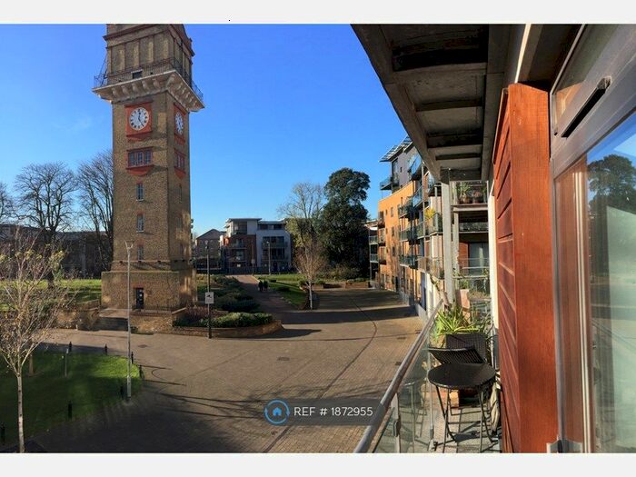 1 Bedroom Flat To Rent In Catalpa Court, Hither Green, SE13