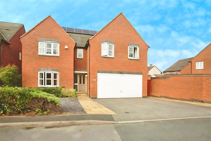 5 Bedroom Detached House To Rent In St. Louis Close, Hinckley, Leicestershire, LE10