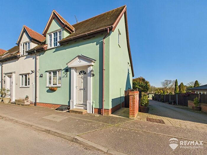 3 Bedroom End Of Terrace House For Sale In Lucas Cottages, The Street, Ramsey, CO12