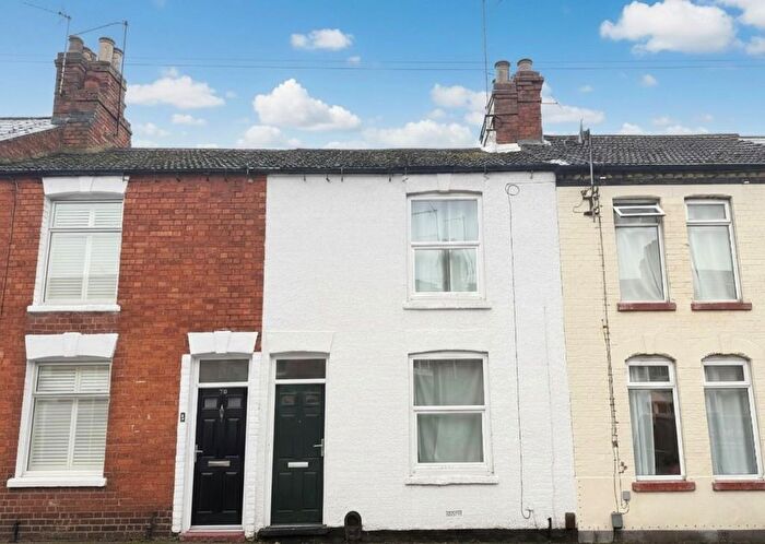 2 Bedroom Terraced House For Sale In Byron Street, Northampton, NN2