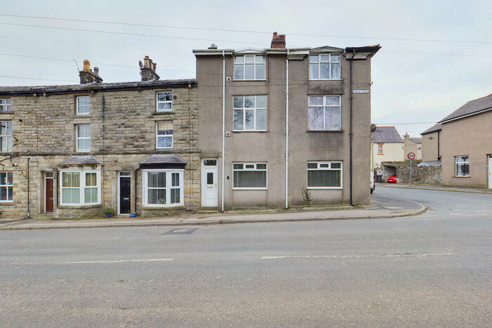 3 Bedroom End Of Terrace House To Rent In West View, Millhead, Carnforth, LA5
