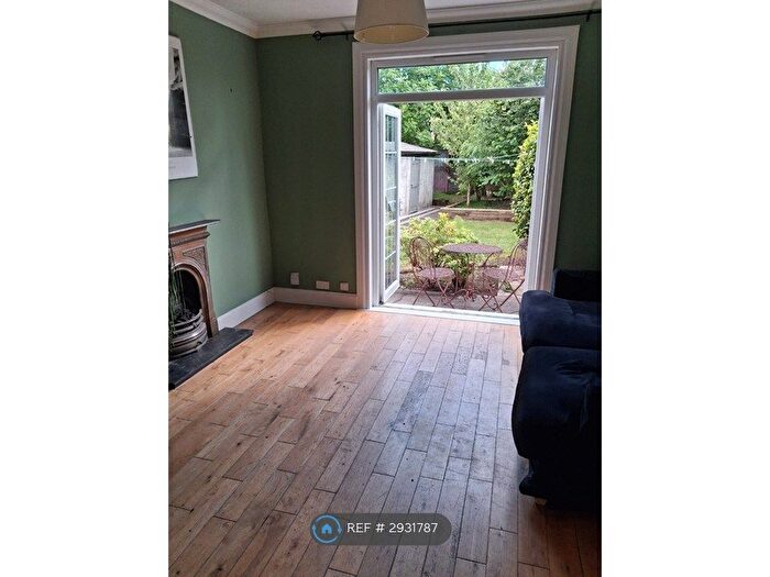 3 Bedroom End Of Terrace House To Rent In Saughtonhall Drive, Edinburgh, EH12