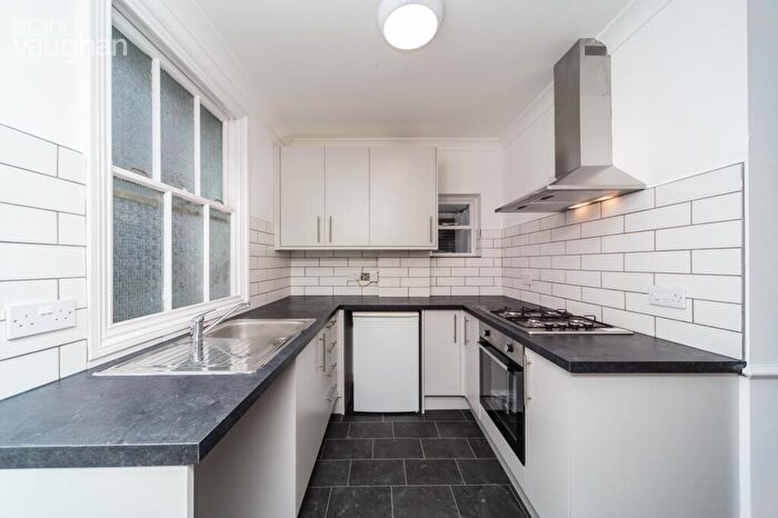 2 Bedroom Flat To Rent In Brunswick Road, Hove, East Sussex, BN3
