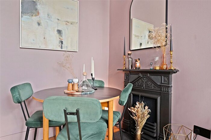 1 Bedroom Flat For Sale In Endymion Road, London, N4
