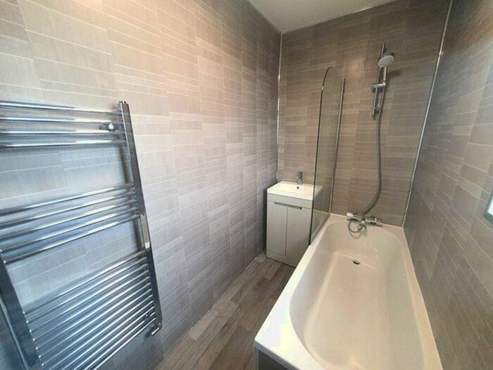 1 Bedroom Apartment To Rent In Kennet Road, Walney Island, Barrow-In-Furness, LA14