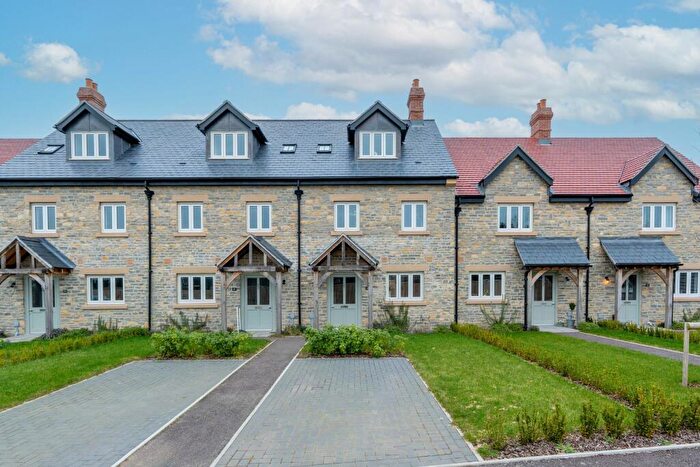 4 Bedroom Town House To Rent In Mansfield Way, Baltonsborough, Glastonbury, Somerset, BA6