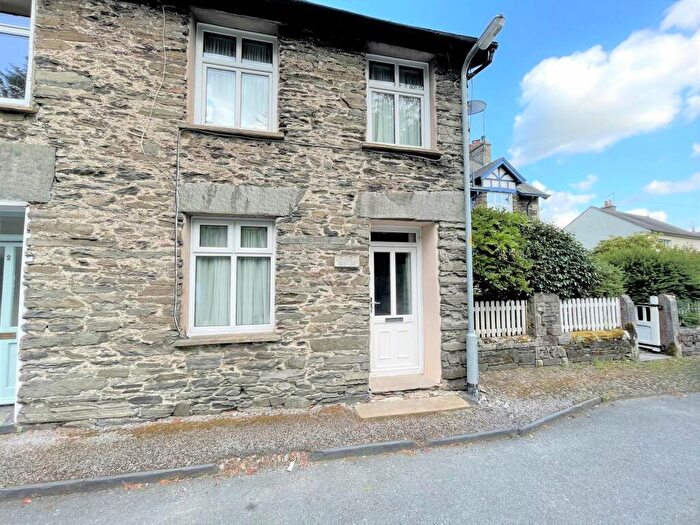 3 Bedroom Property For Sale In Church View, Staveley, LA8