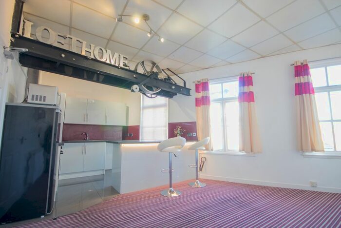 1 Bedroom Flat To Rent In Princes Avenue, Hull, HU5