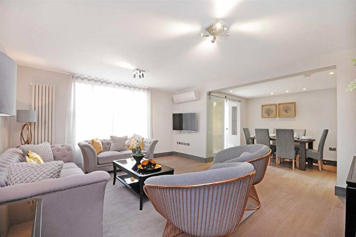 3 Bedroom Flat To Rent In Boydell Court, St Johns Wood Park, St Johns Wood, NW8