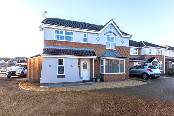 4 Bedroom Detached House For Sale In Cranmoor Green, Pilning, Bristol, BS35