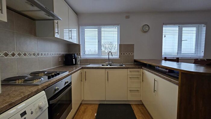 2 Bedroom House To Rent In Hatton Close, Northfleet, DA11