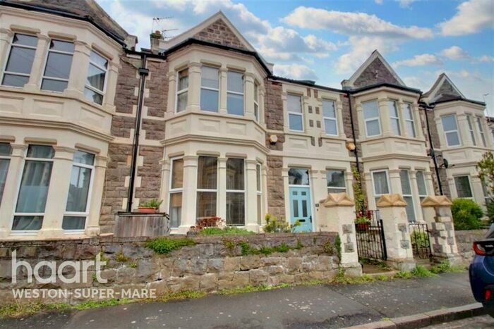 4 Bedroom Terraced House To Rent In Pitman Road, BS23