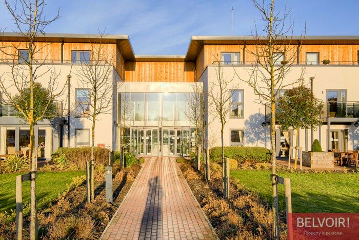 2 Bedroom Flat To Rent In Springfield Close, Stratford-upon-Avon, CV37