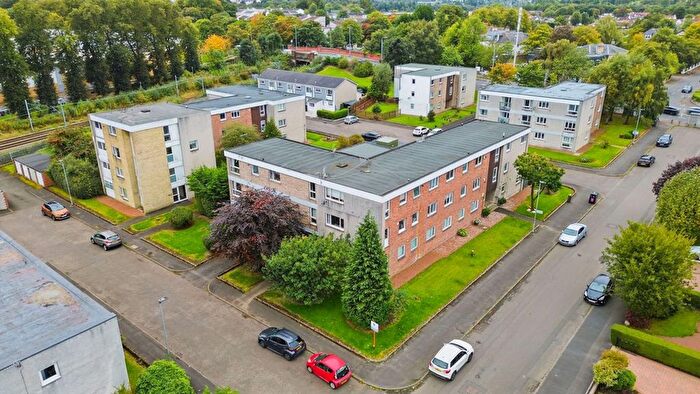 3 Bedroom Flat For Sale In Crookston Court, Glasgow, G52