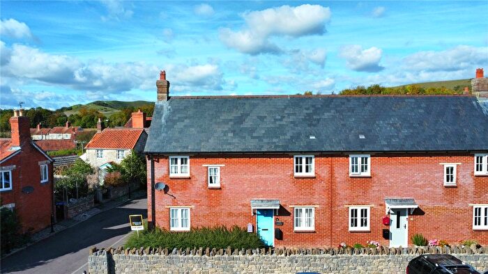 3 Bedroom End Terrace House For Sale In The Fields, Mere, Warminster, Wiltshire, BA12