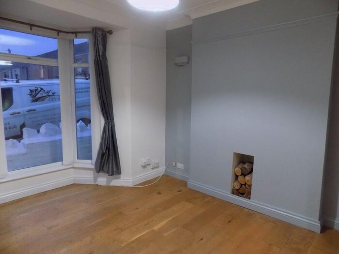 2 Bedroom Property To Rent In Spencer Street, Brynhyfryd, Swansea, SA5