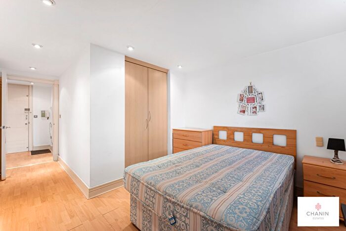 1 Bedroom Flat To Rent In Nova Building, Isle Of Dogs, E14