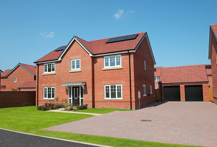 4 Bedroom Detached House For Sale In Tillet Way, Norwich, Norfolk, NR13