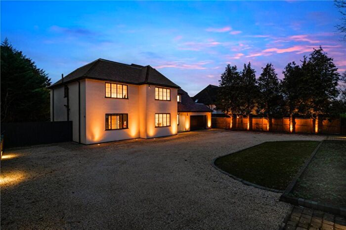 5 Bedroom Detached House For Sale In Durham Avenue, Bromley, BR2