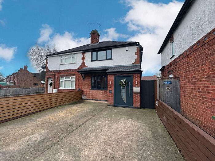 3 Bedroom Semi Detached House For Sale In Croft Road, Cosby, Leicester, LE9