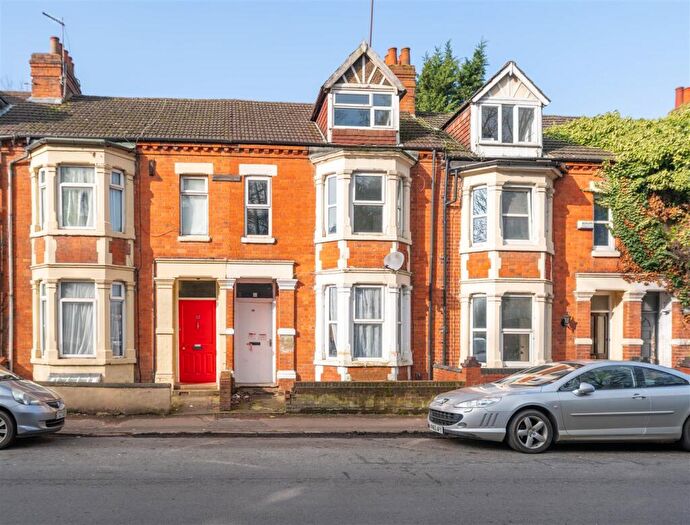 4 Bedroom Terraced House For Sale In Semilong Road, Northampton, NN2