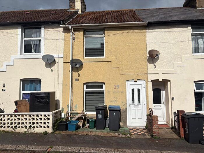 2 Bedroom Terraced House To Rent In Dickson Road, Dover, CT17