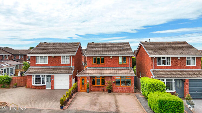 3 Bedroom Detached House For Sale In Fircroft, Kingsbury, Tamworth, Warwickshire, B78