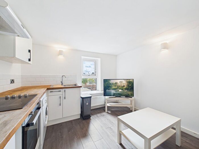 2 Bedroom Flat To Rent In Latimer House, Sylvester St, Liverpool, L5