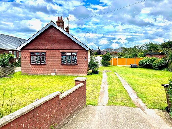 2 Bedroom Detached Bungalow To Rent In Browston Corner, Bradwell, NR31