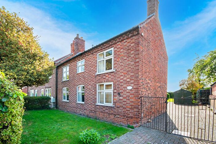 2 Bedroom Detached House For Sale In Main Street, Laneham, DN22
