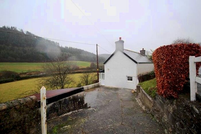 2 Bedroom Cottage To Rent In Llanafan, Aberystwyth, SY23