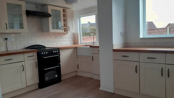 3 Bedroom Semi-Detached House To Rent In Masefield Drive, Farnworth, Bolton, BL4