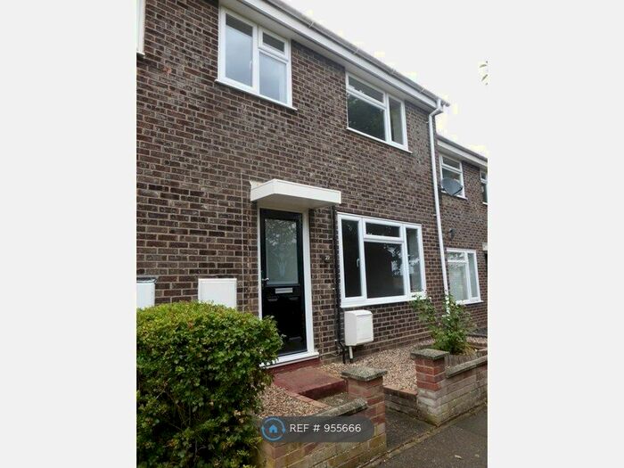 3 Bedroom Terraced House To Rent In Cam Way, Witham, CM8