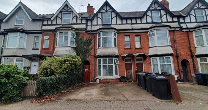 5 Bedroom Block Of Apartments For Sale In Shirley Road, Acocks Green, Birmingham, West Midlands, B27