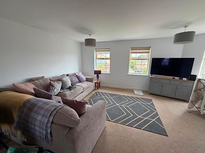 2 Bedroom Flat To Rent In Lambrell Avenue, Kiveton Park, Sheffield, South Yorkshire, S26