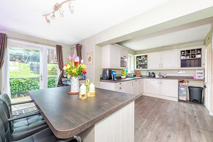 3 Bedroom Semi-detached House For Sale In Fermor Way, Crowborough, TN6