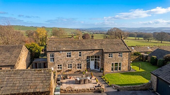4 Bedroom Barn Conversion For Sale In Carlton Lane, Guiseley, Leeds, West Yorkshire, LS20