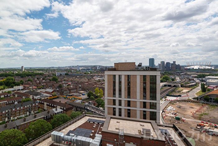 2 Bedroom Flat To Rent In Affinity View, Twelvetrees Park, E16