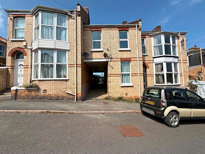 3 Bedroom Terraced House For Sale In Richmond Road, Ilfracombe, EX34