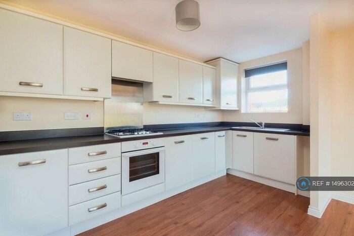 2 Bedroom Flat To Rent In Normandy Drive, Yate, Bristol, BS37