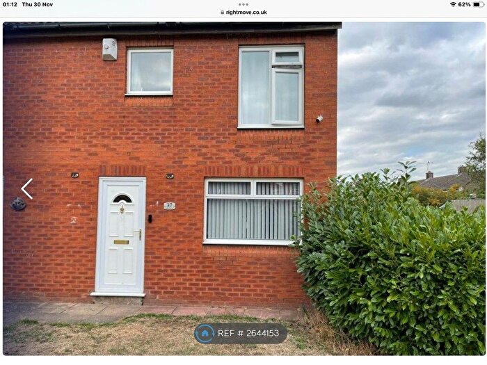 3 Bedroom End Terrace House To Rent In Vale View, Nuneaton, CV10